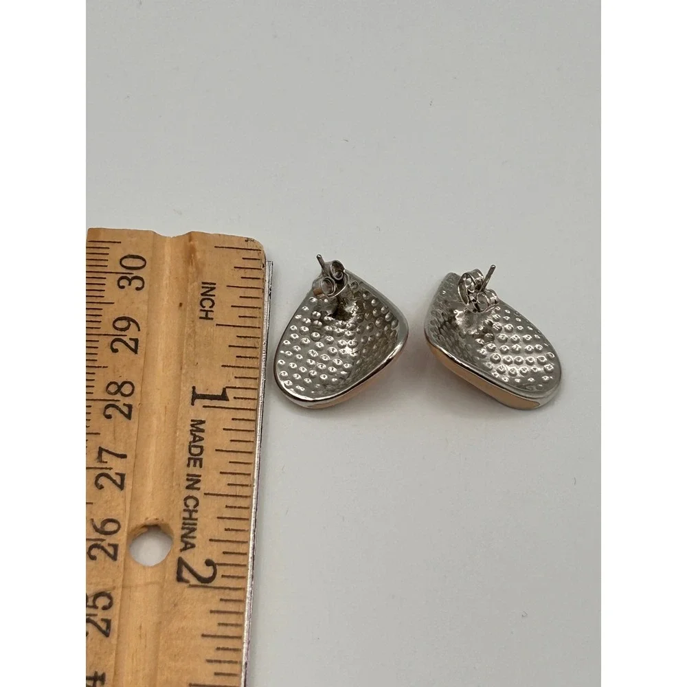 Vintage Tan Cream Enamel Teardrop Stud Earrings Silver Tone Textured Back